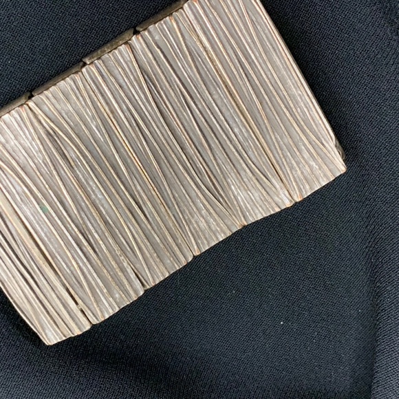 Silver Textured Stretch Bracelet - Picture 4 of 5